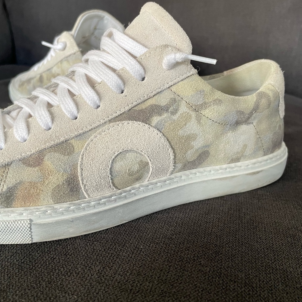 Oliver Cabell Cream and White Low-Top Sneakers - Picture 7 of 10